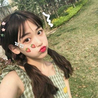 踉跄女孩